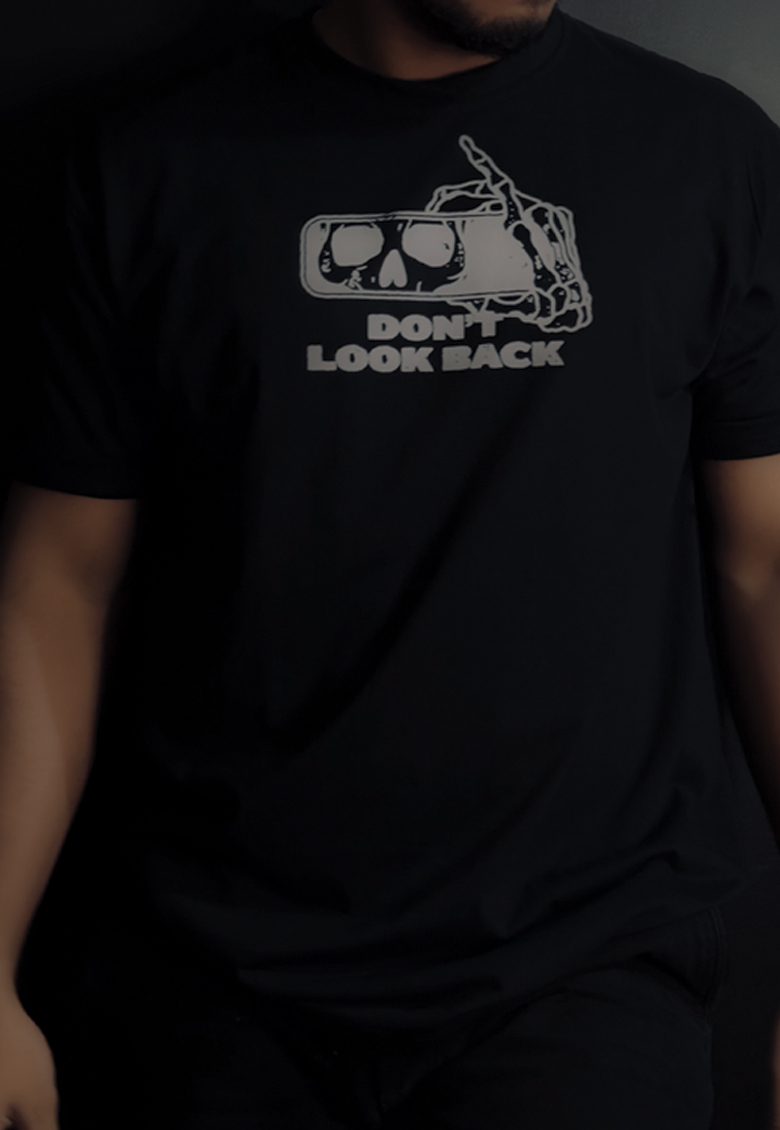 Wizardry Skull mirror T- Shirt